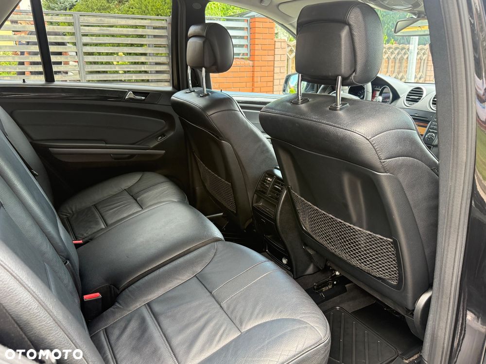 Mercedes-Benz ML - 19