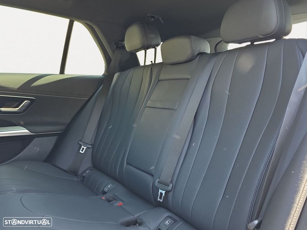 Mercedes-Benz E 300 - 15