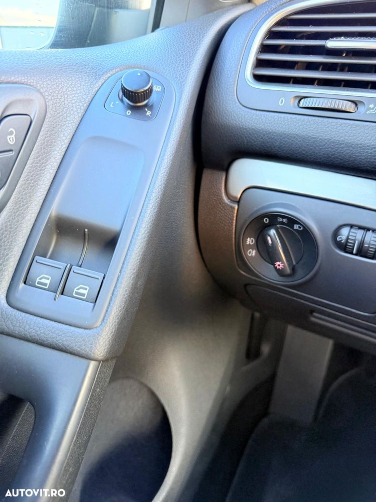 VOLKSWAGEN Golf 2011 — imagine 27