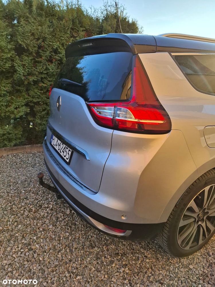 Renault Grand Scenic - 10