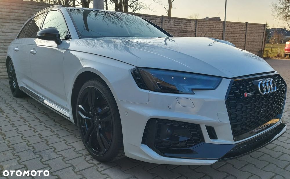 Audi RS4 Avant Avant quattro tiptronic - 1