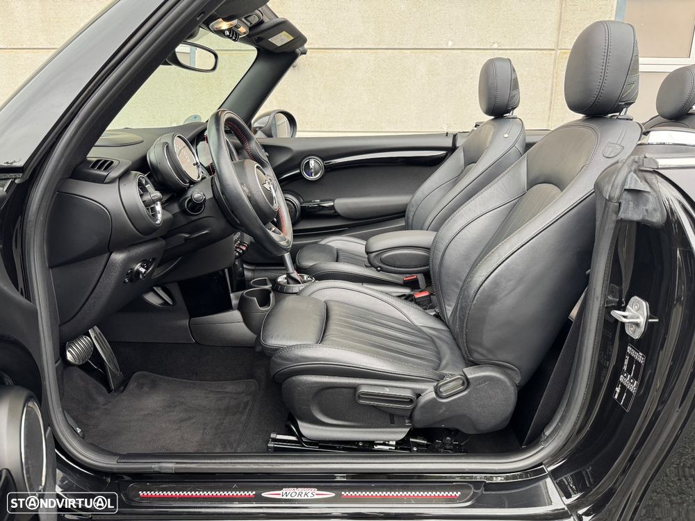 MINI Cabrio John Cooper Works Auto Desportiva - 46