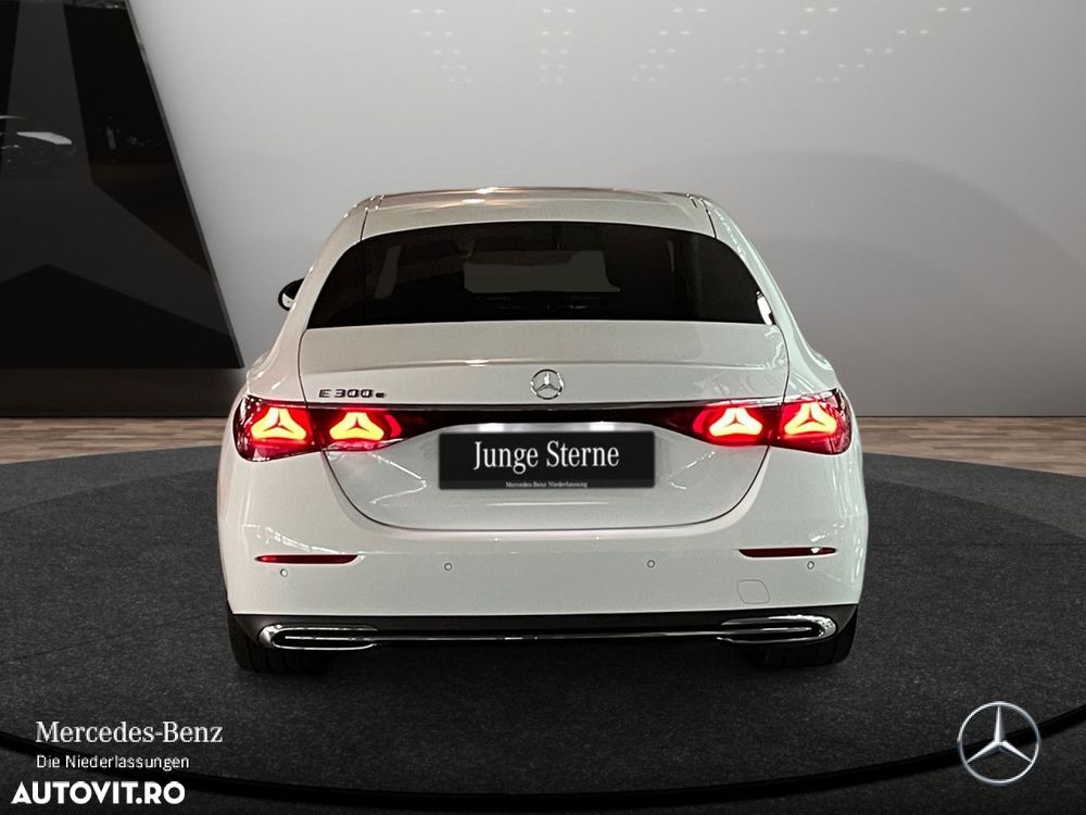 Mercedes-Benz E 300e 9G-TRONIC - 6