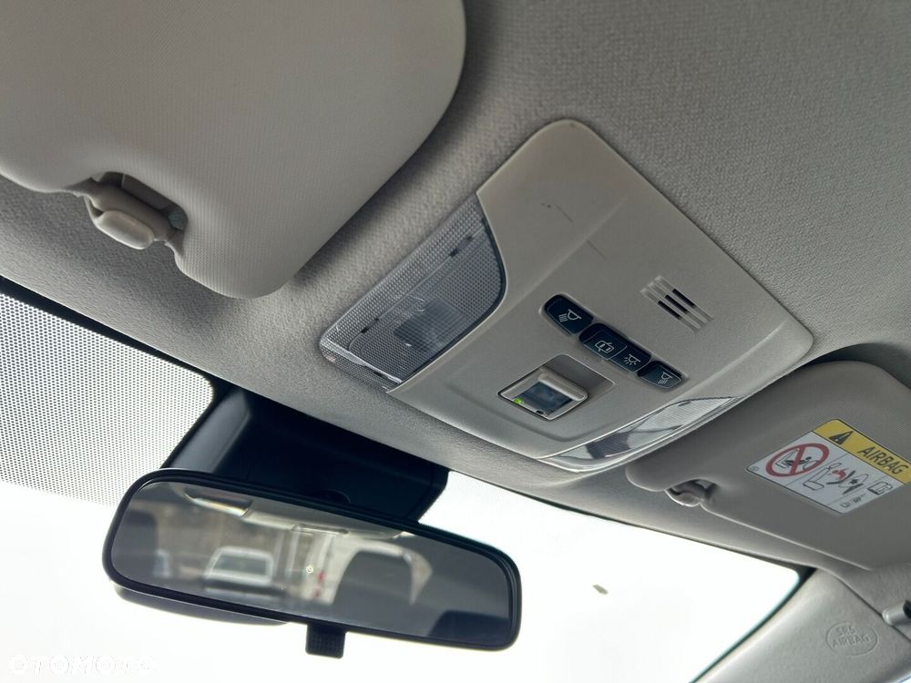 Toyota Corolla 1.8 Hybrid Comfort - 19
