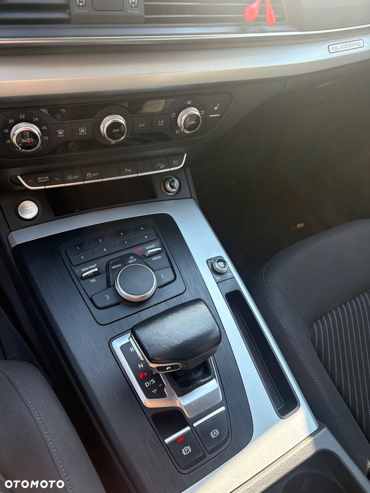Audi Q5 35 TDI Quattro S tronic - 6