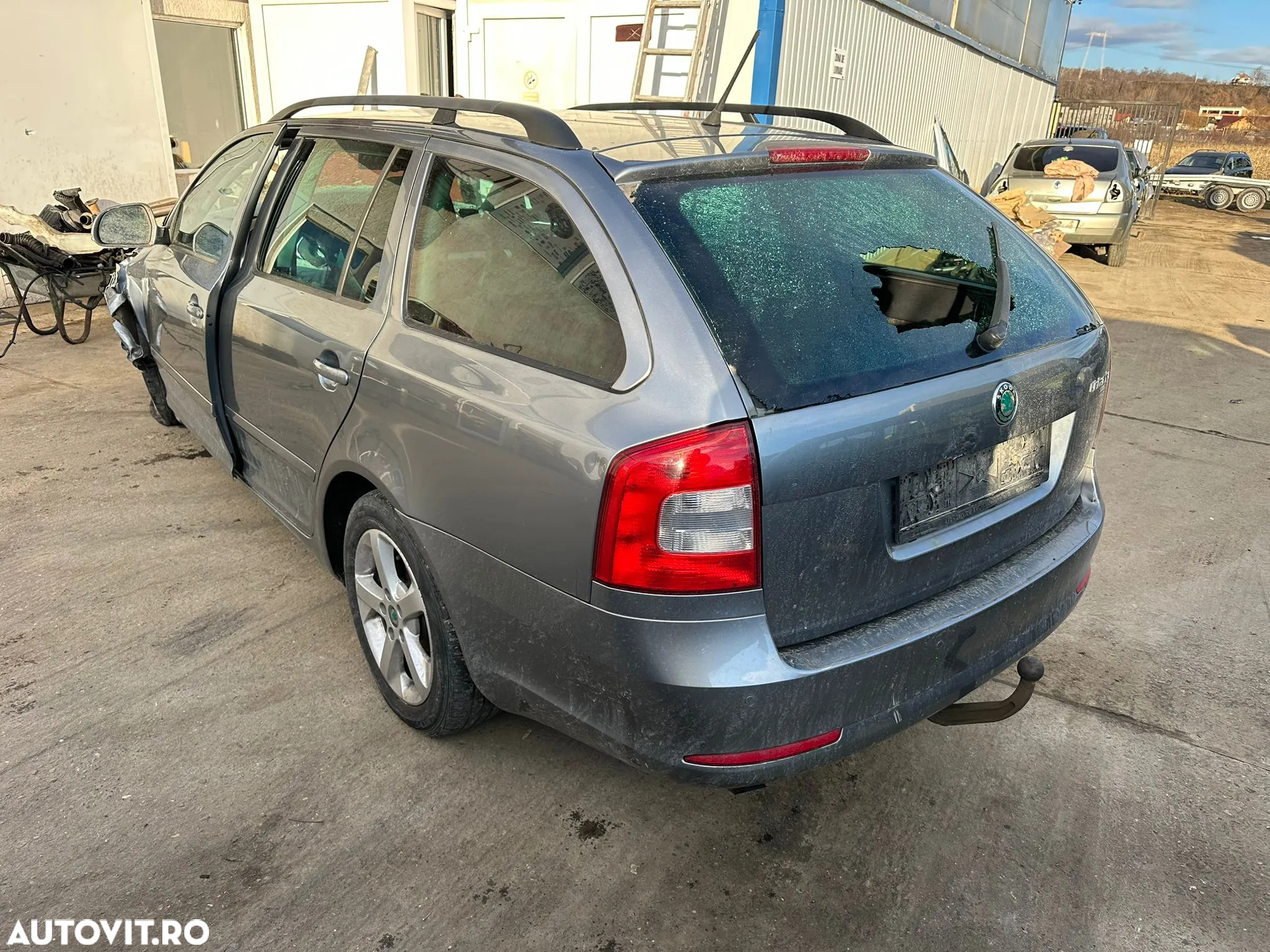 Dezmembrari Skoda Octavia 2 Facelift / 1.2 TSI - 3