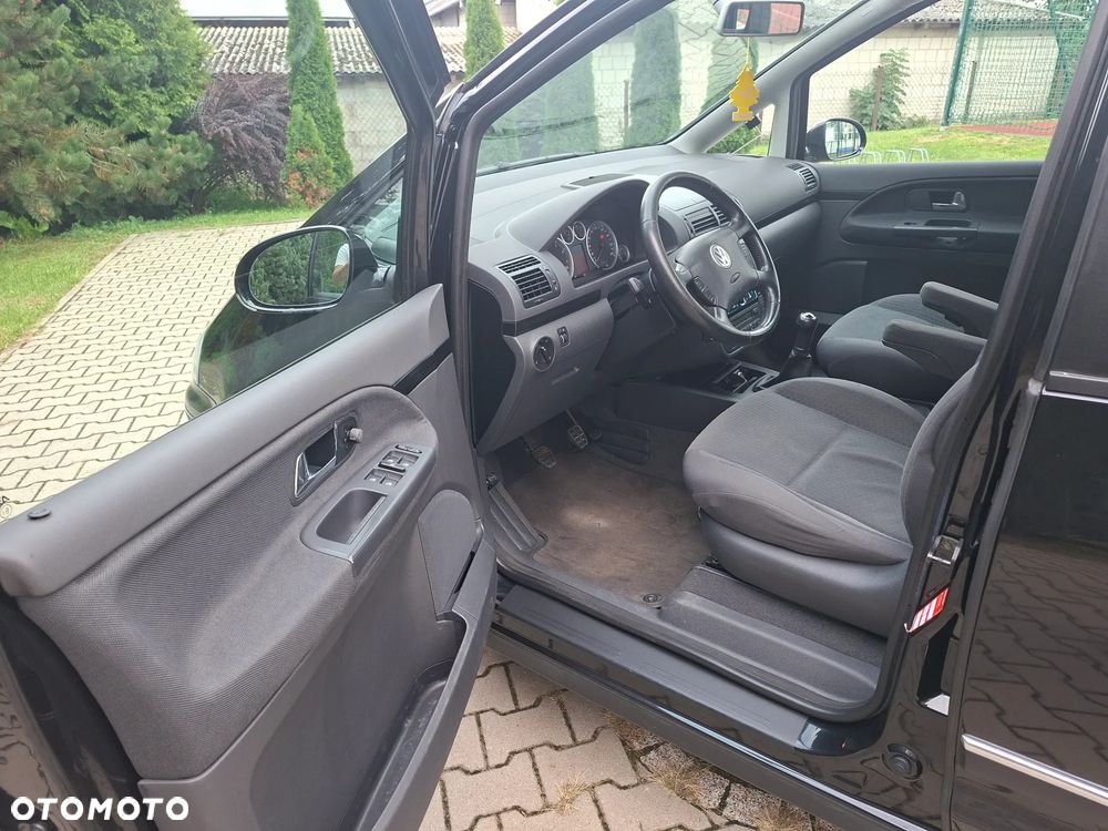 Volkswagen Sharan 1.8T Comfortline - 10