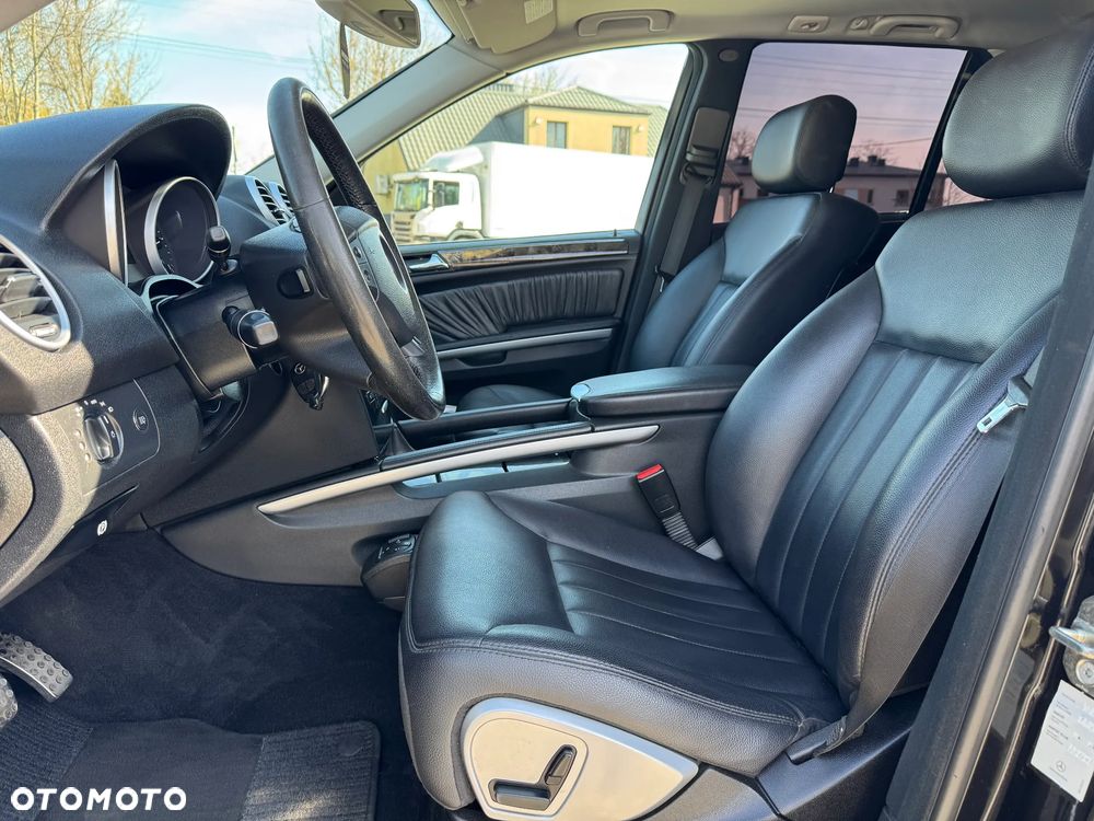 Mercedes-Benz ML 420 CDI 4Matic 7G-TRONIC DPF Edition 10 - 18