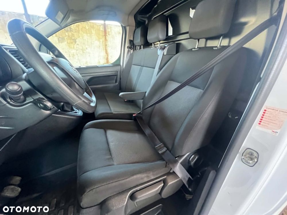 Opel Vivaro Van 1,5 CDTI 120 KM L1H1 2,7t - 11