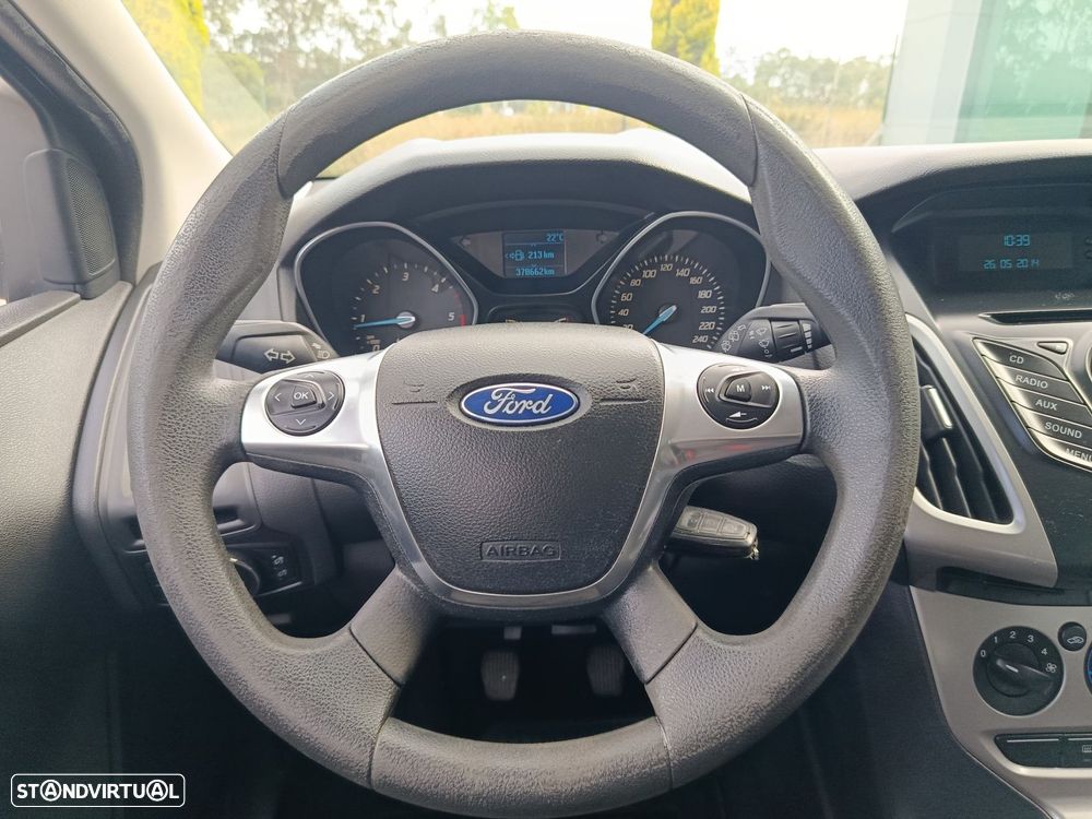 Ford Focus SW 1.6 TDCi Titanium - 19