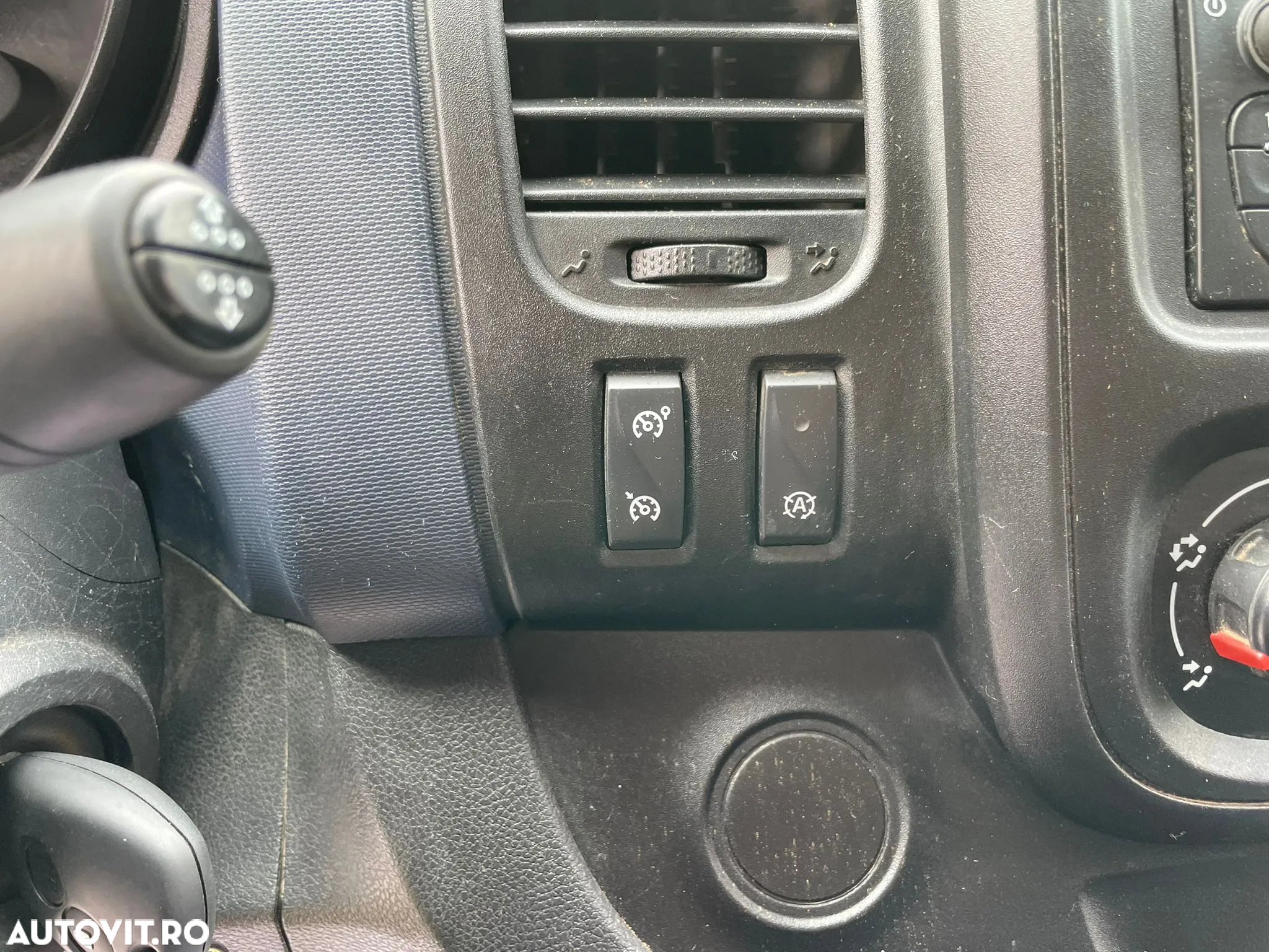 Opel Vivaro 1.6 D (CDTI) L2H1 S&S - 27