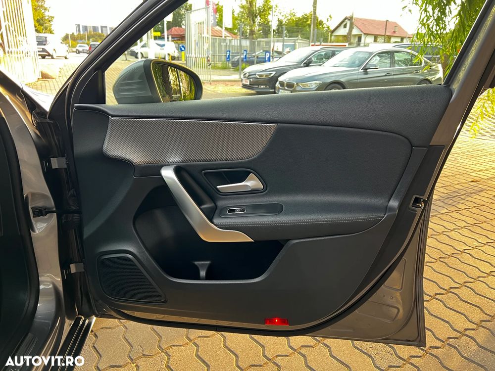 Mercedes-Benz A 180 d 7G-DCT Progressive - 36
