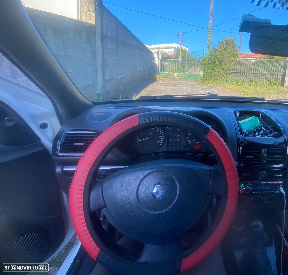 Renault Clio 1.5 dCi Extreme - 9