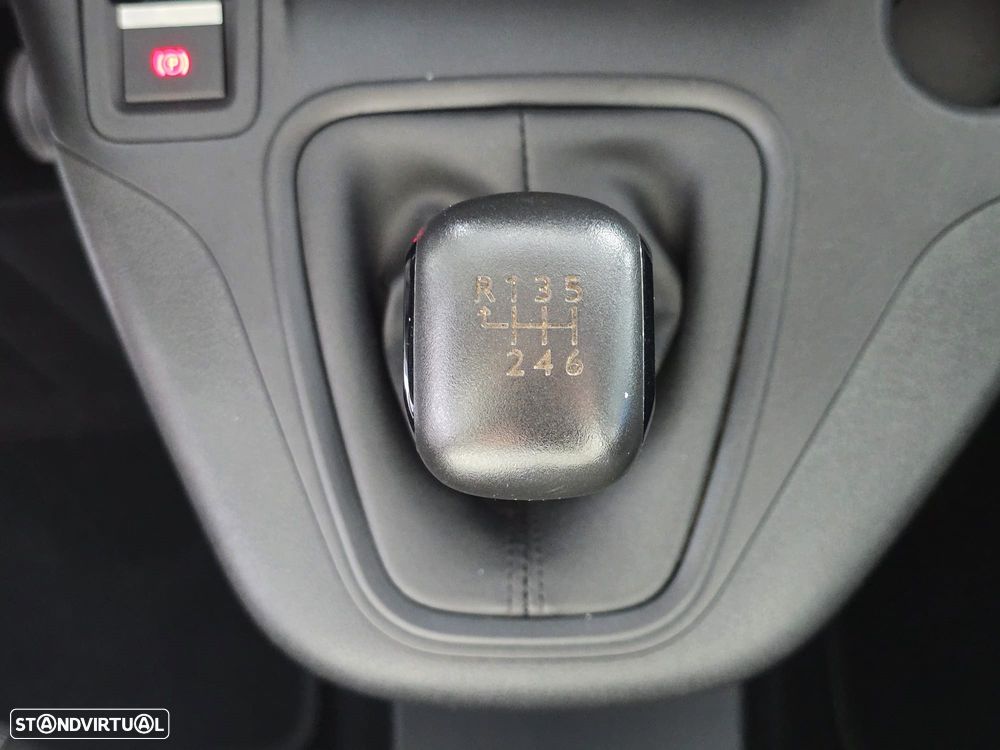 Fiat Doblo 1.5 BlueHDi Curta - 9