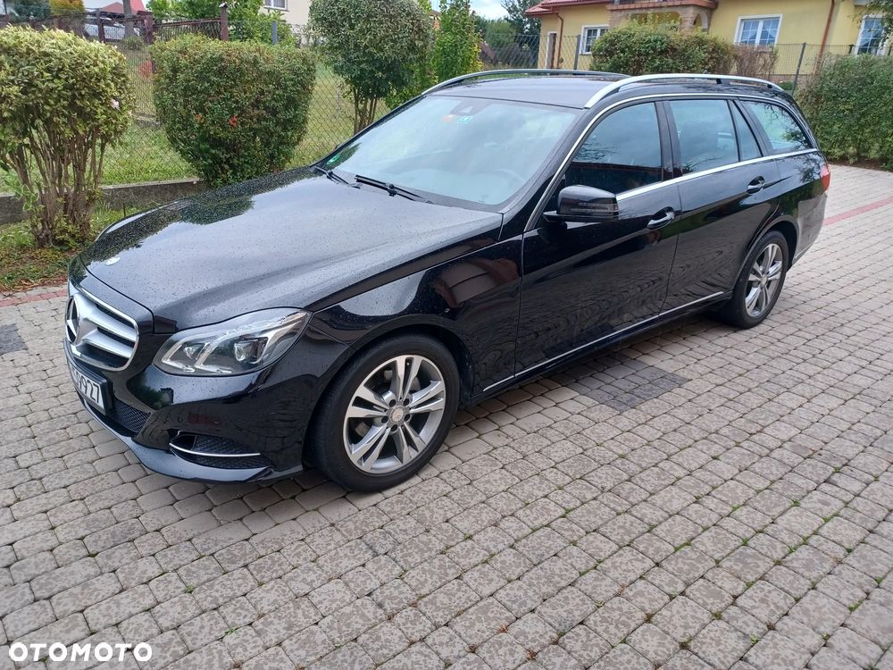 Mercedes-Benz E-Class 2013 photo 2