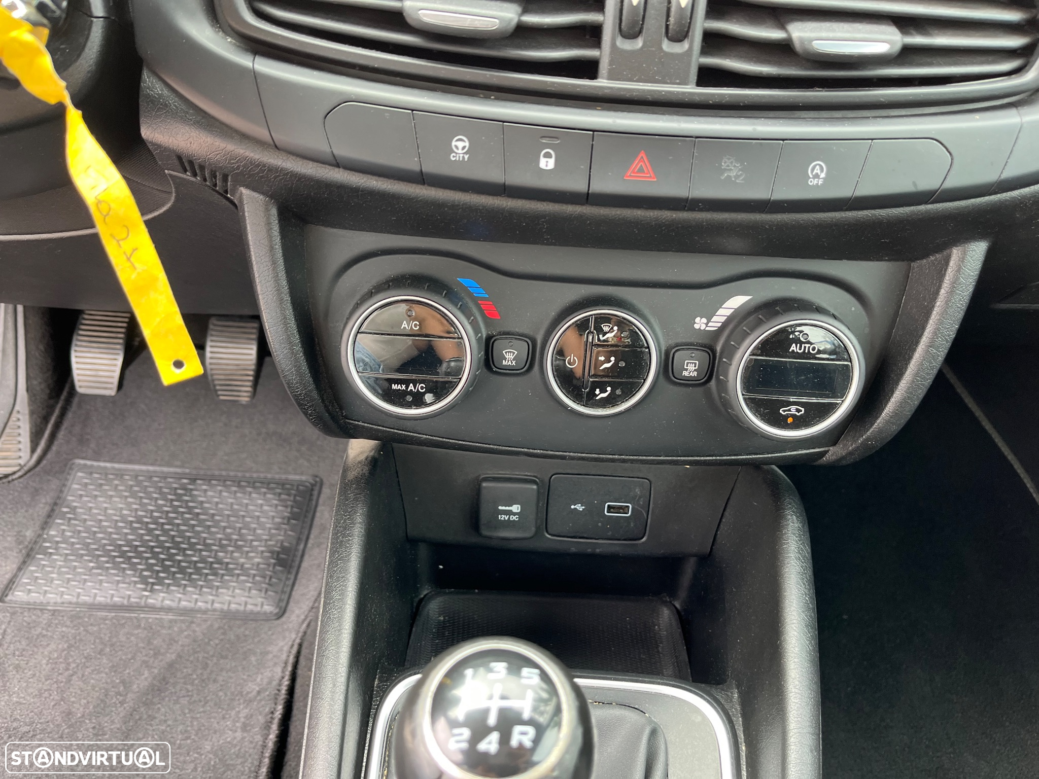 Fiat Tipo 1.3 M-Jet Lounge - 30