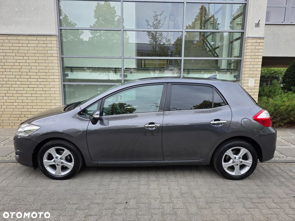 Toyota Auris - 4
