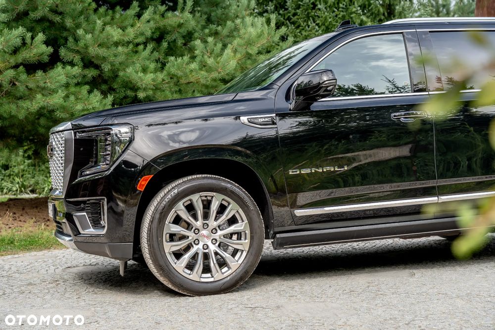 GMC Yukon - 9