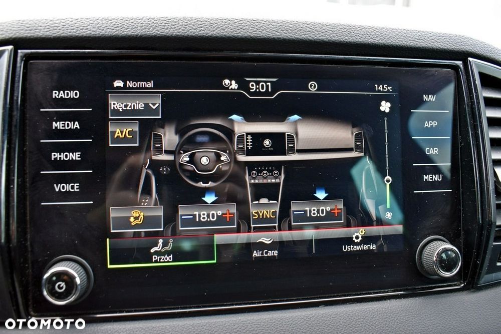 Skoda Karoq 2.0 TSI 4x4 Sportline DSG - 23
