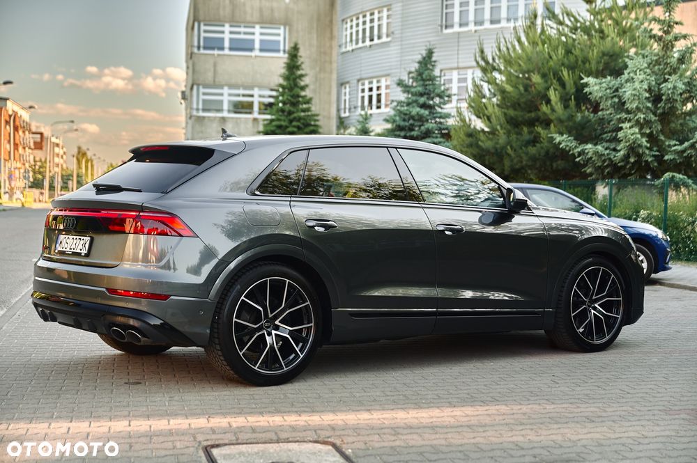 Audi SQ8 - 16