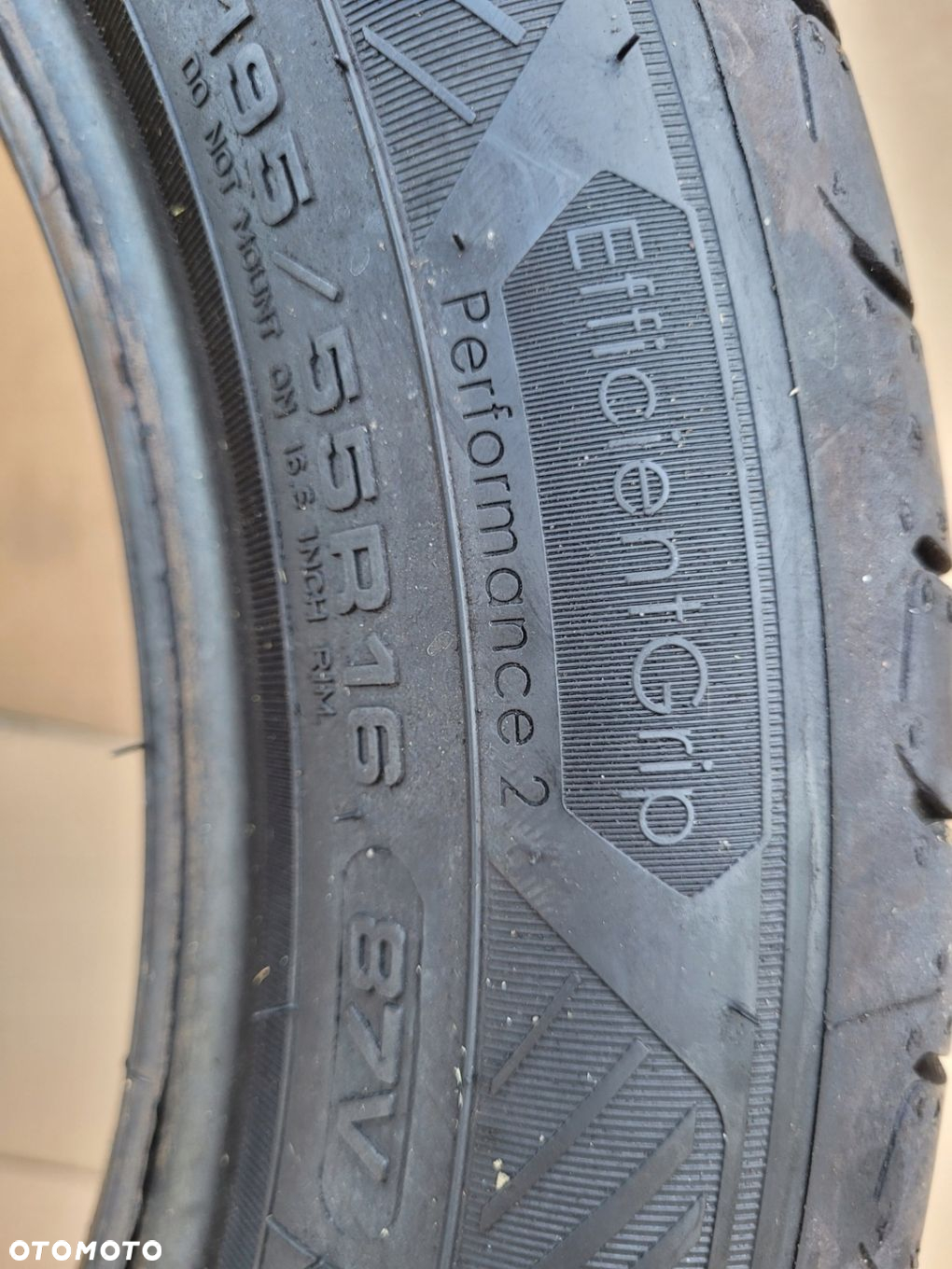 Goodyear EfficientGrip Performance 195/55R16 87 V 2023ROK - 4