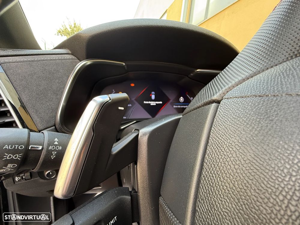 DS DS7 BlueHDI 130 Aut. Performance Line - 24