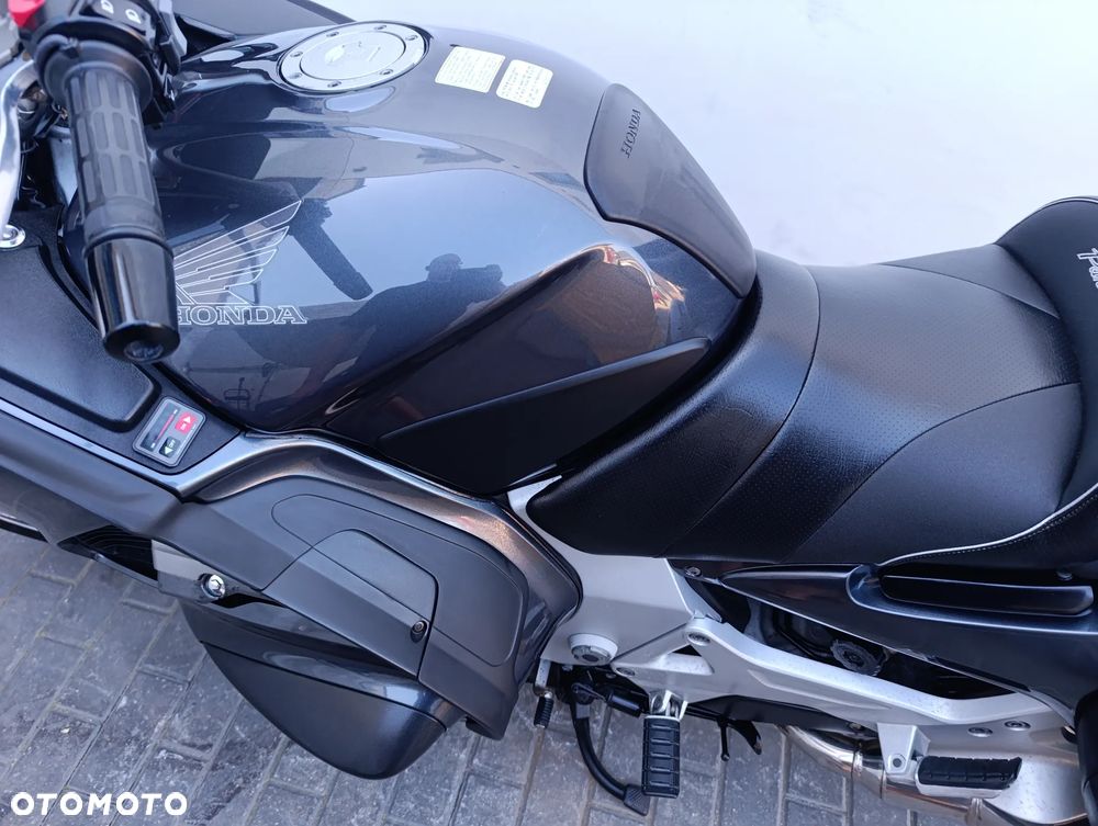 Honda ST - 15