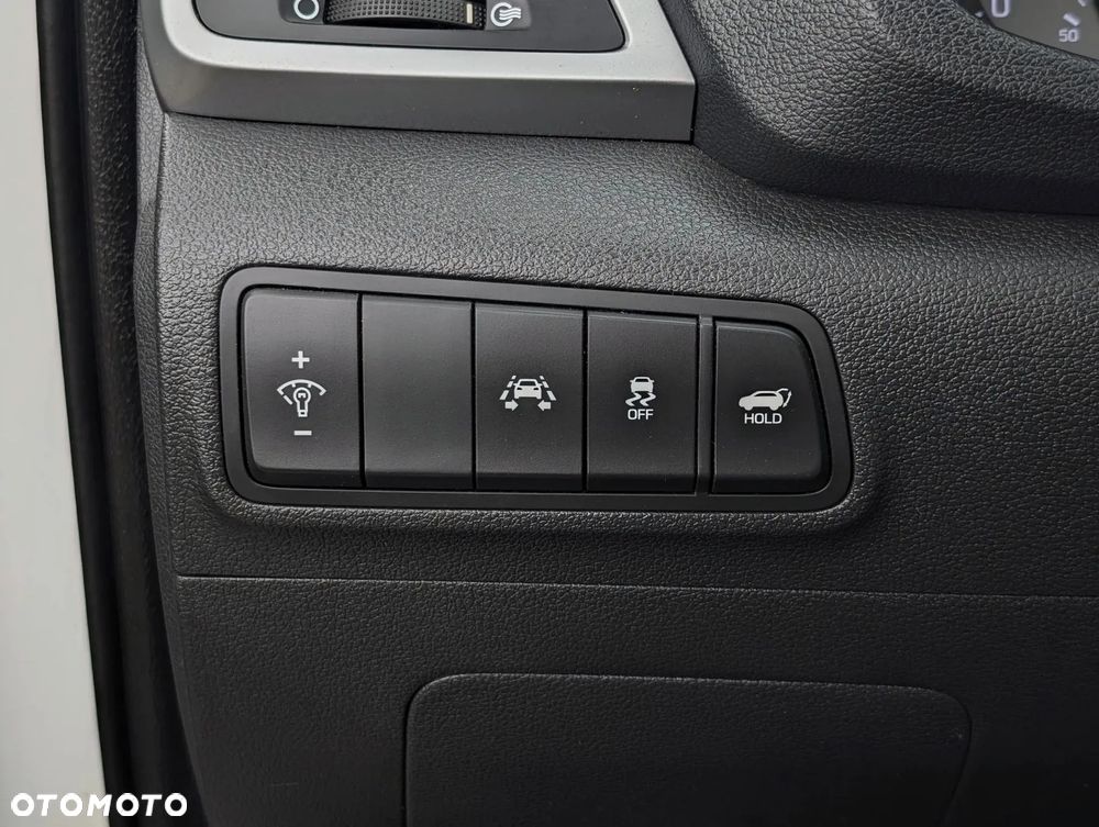 Hyundai Tucson blue 1.7 CRDi 2WD DCT Premium - 28