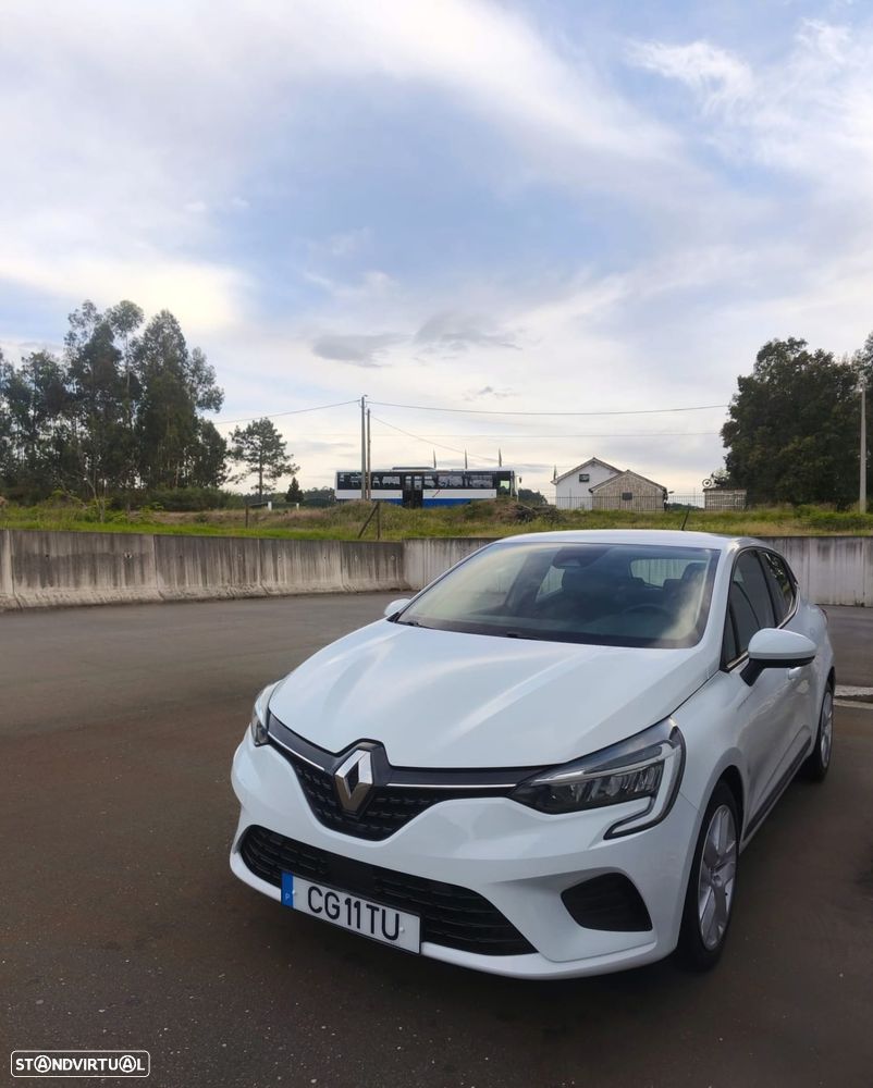 Renault Clio - 1