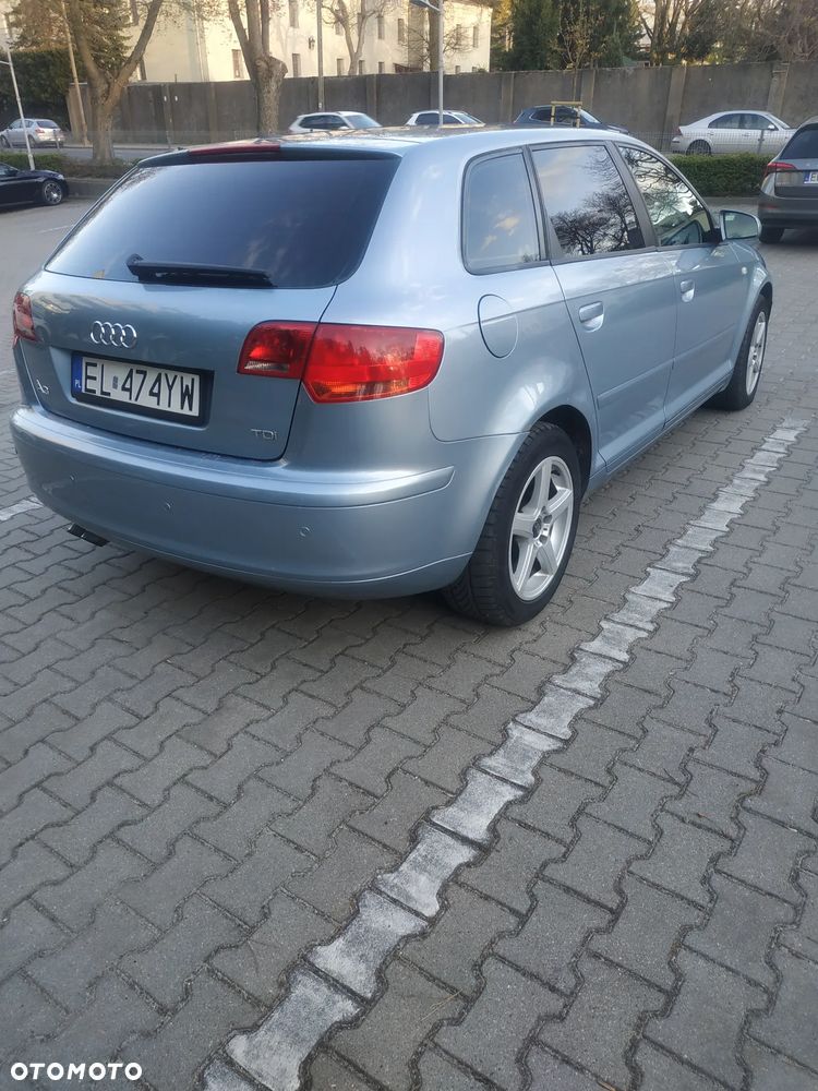 Audi A3 Sportback 1.9 TDI Attraction - 5