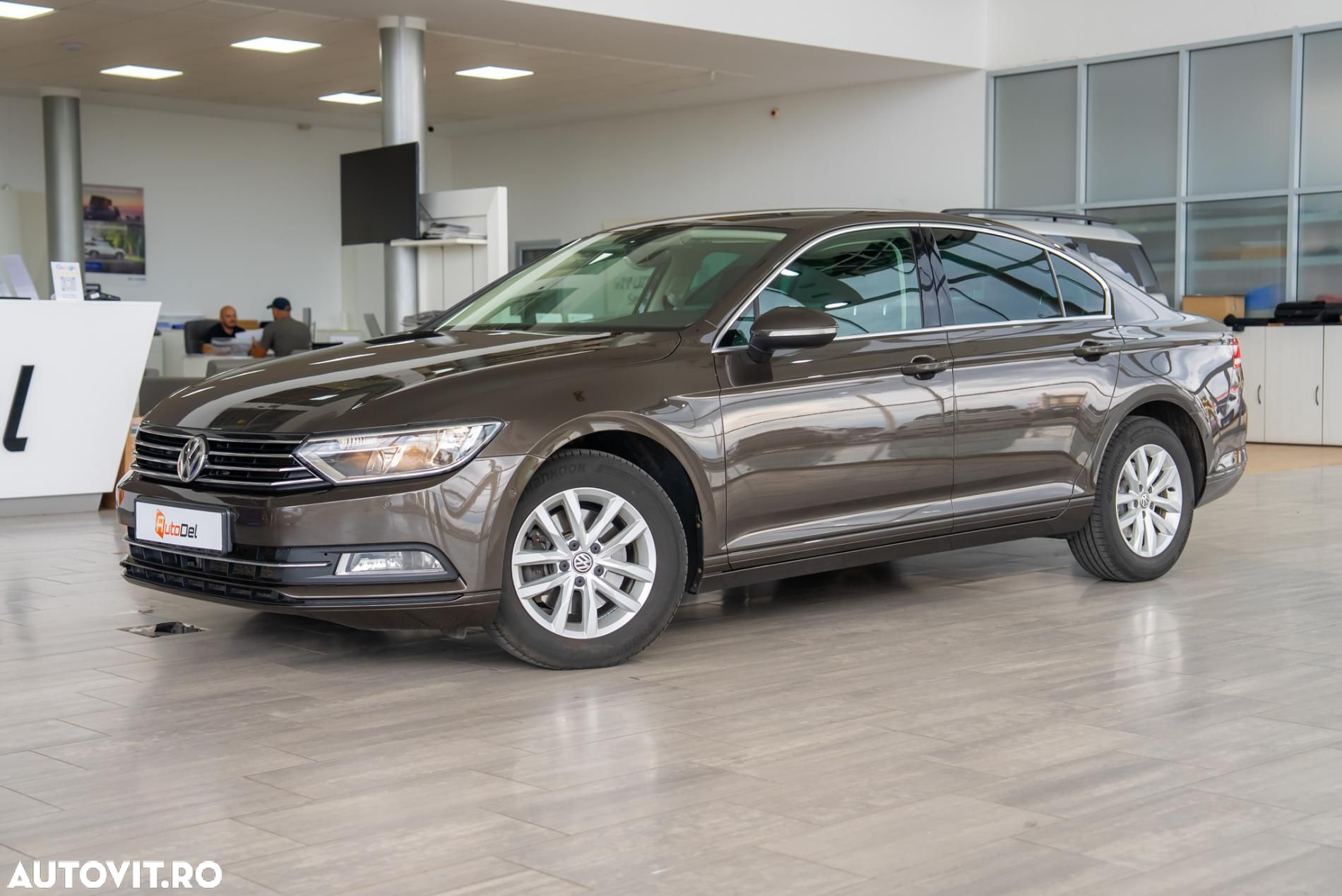 Volkswagen Passat - 6