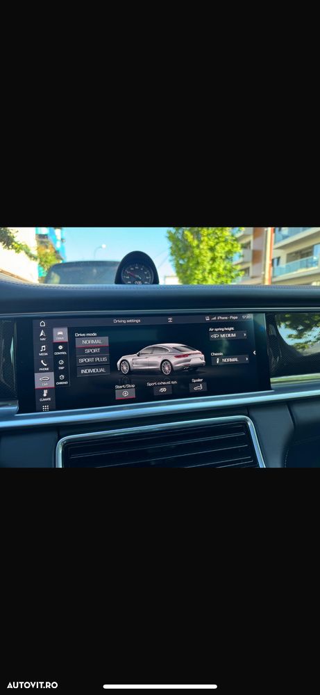 Porsche Panamera Turbo Sport Turismo - 8