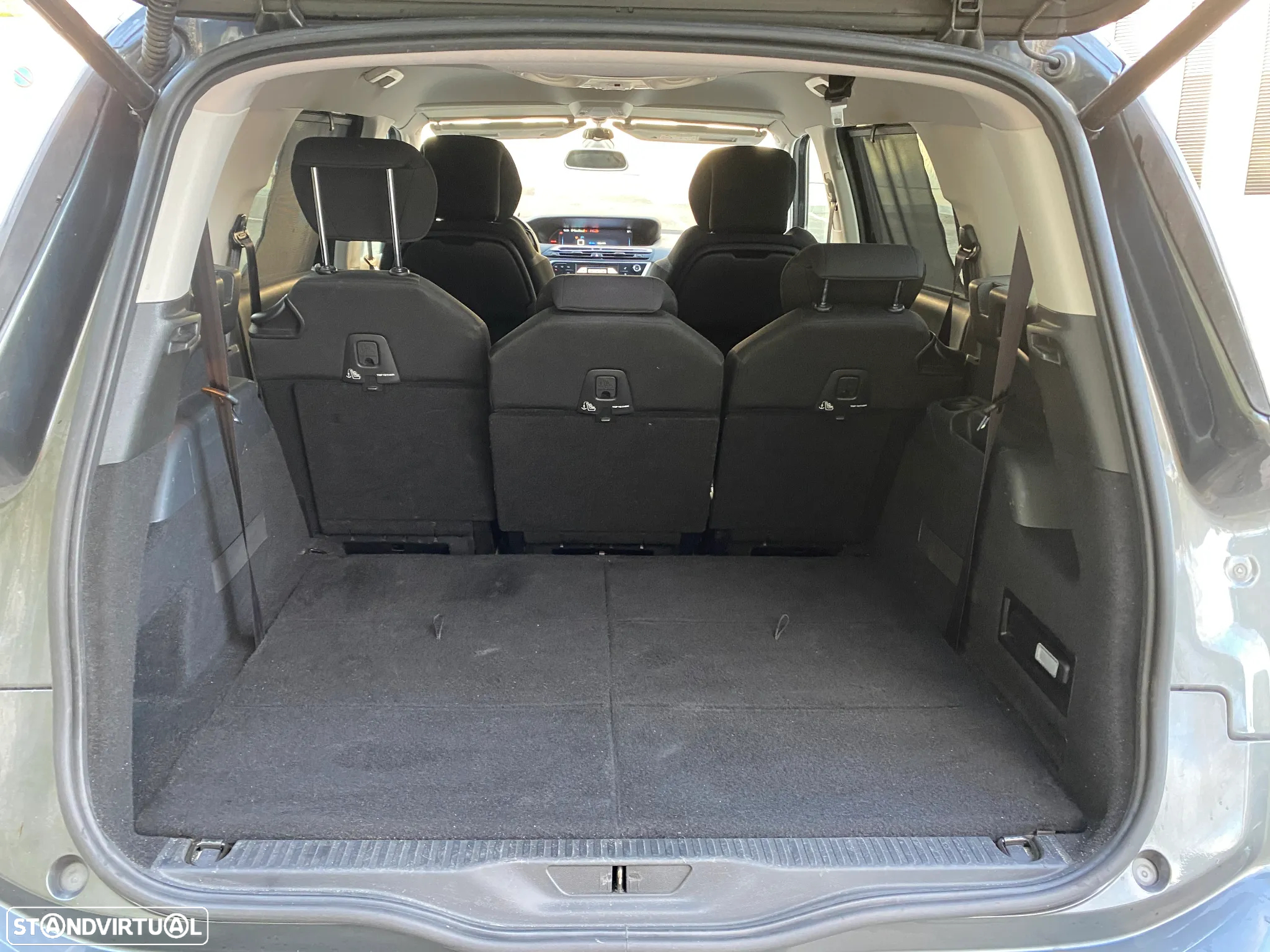 Citroën C4 Grand Picasso e-HDi 115 ETG6 Exclusive - 19