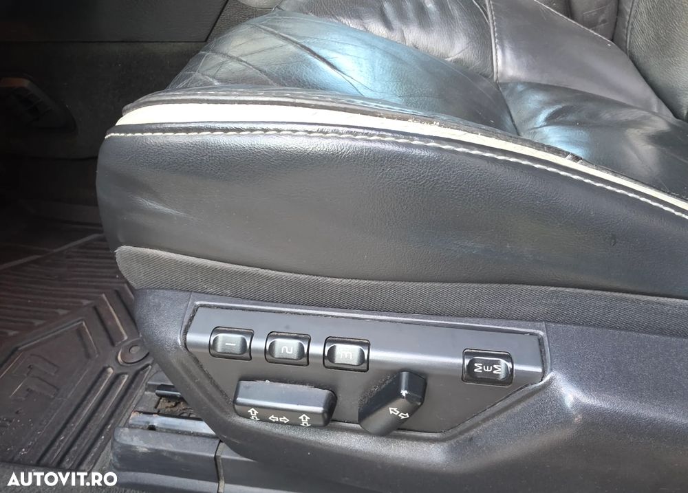 Volvo XC 90 2.4 D Aut. 7 locuri - 13