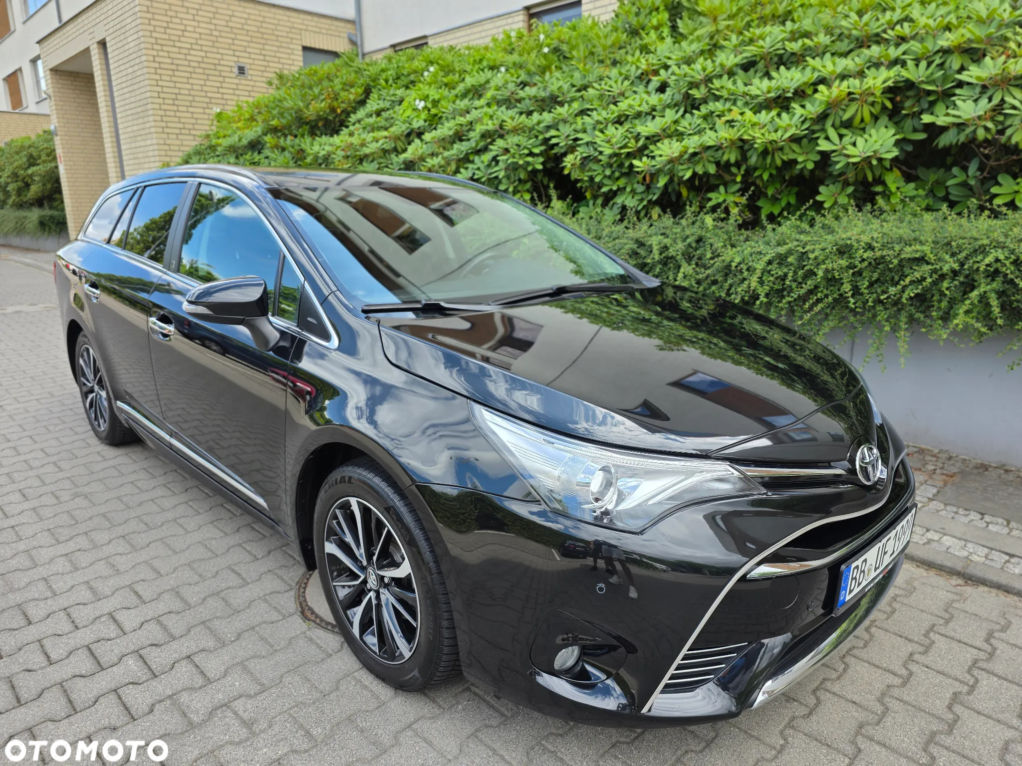 Toyota Avensis Touring Sports 1.8 Team Deutschland - 9