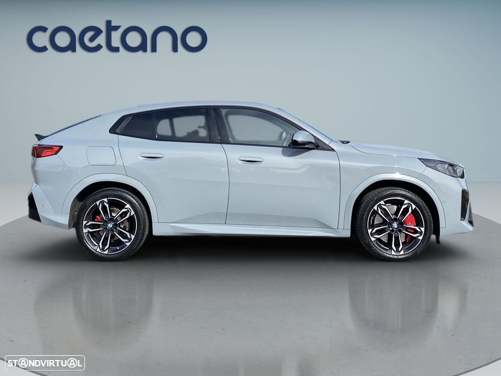 BMW iX2 eDrive20 Pack Desportivo M Pro - 23