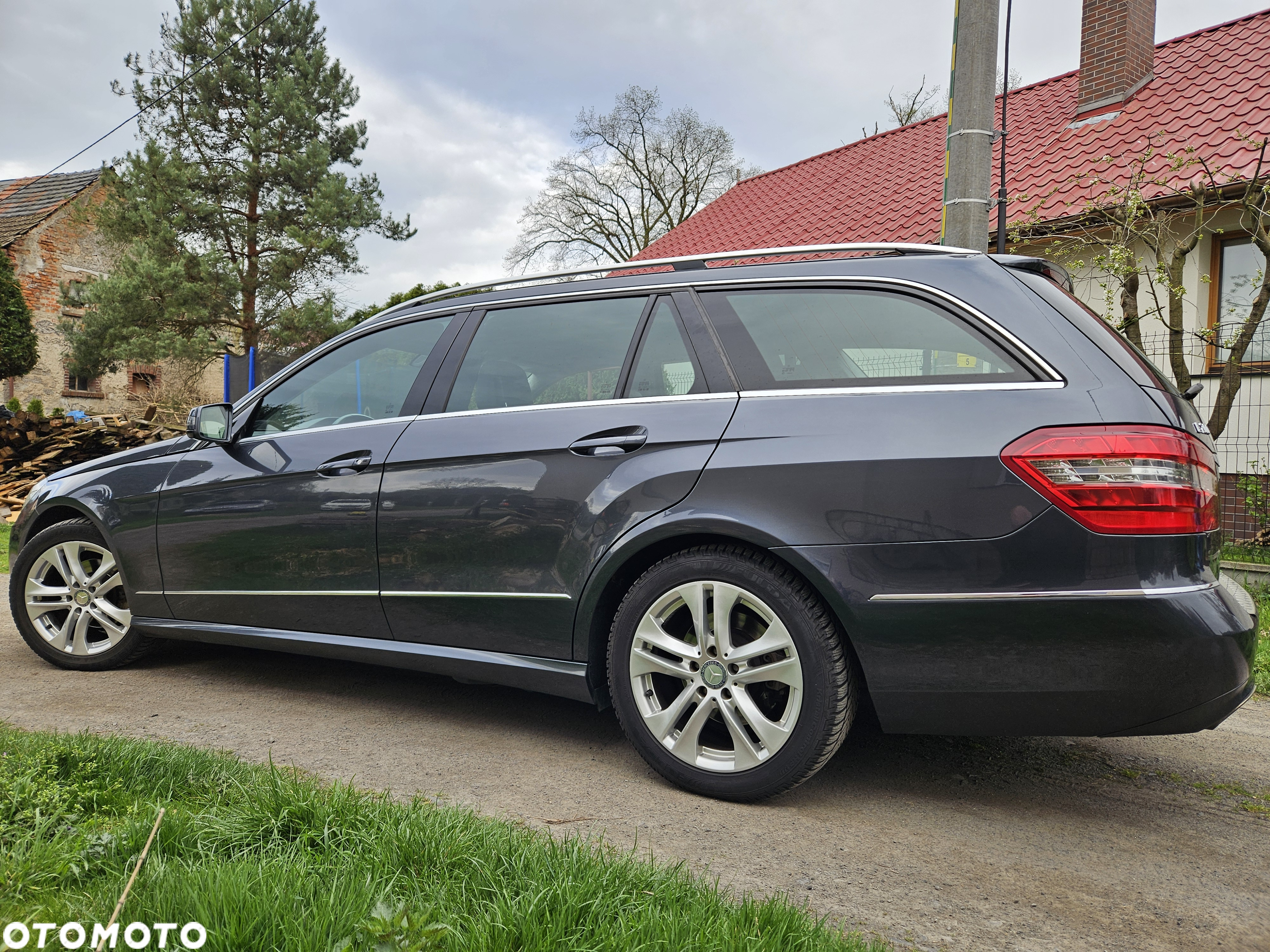 Mercedes-Benz Klasa E - 26