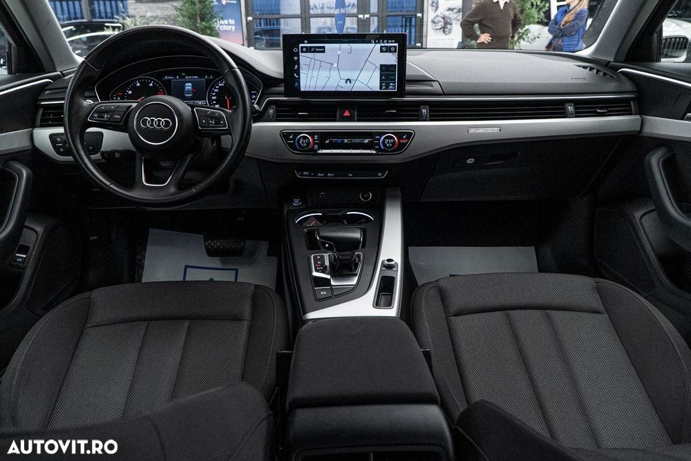 Audi A4 Limuzina 40 TDI quattro S tronic MHEV Advanced - 32