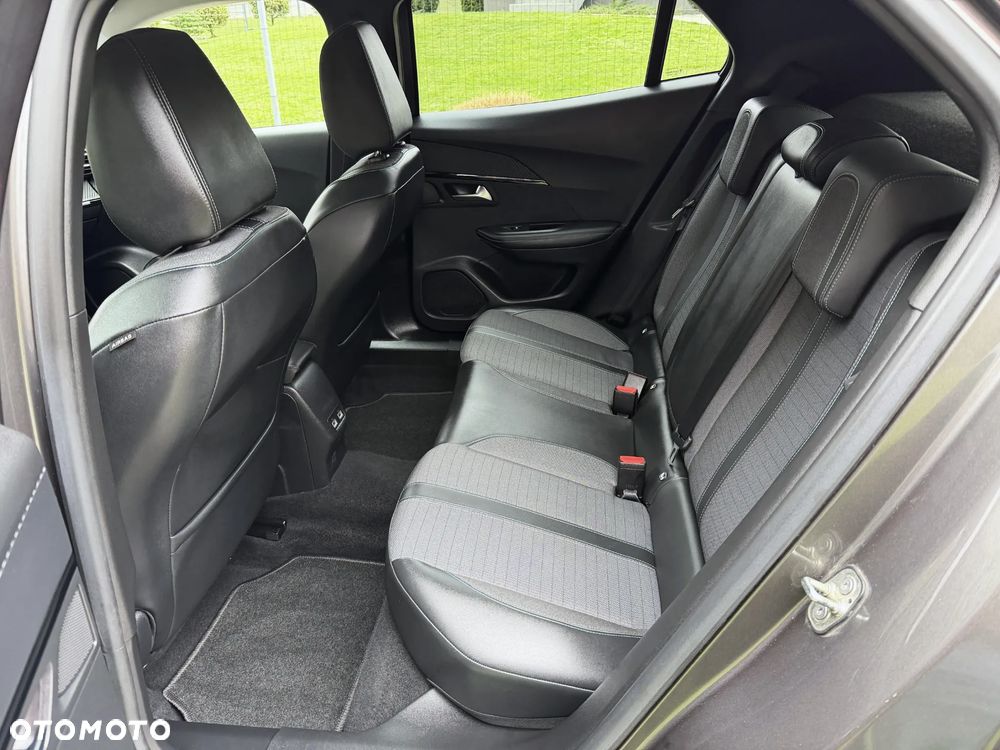 Peugeot 2008 PureTech 130 Allure Pack - 17