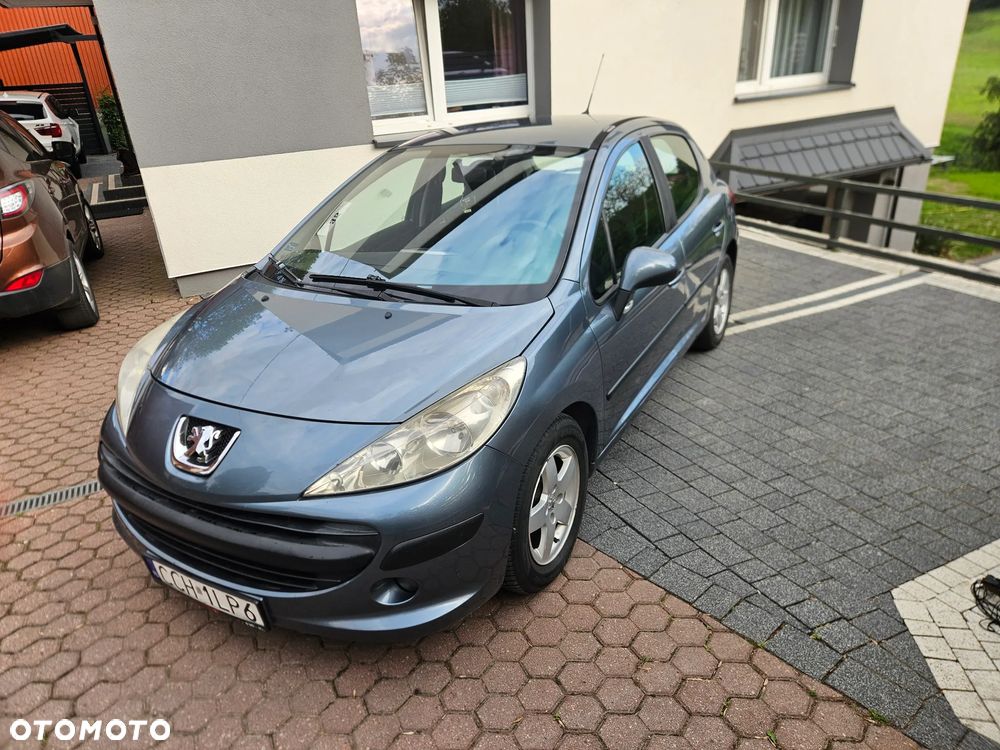 Peugeot 207 1.4 HDi Presence - 2