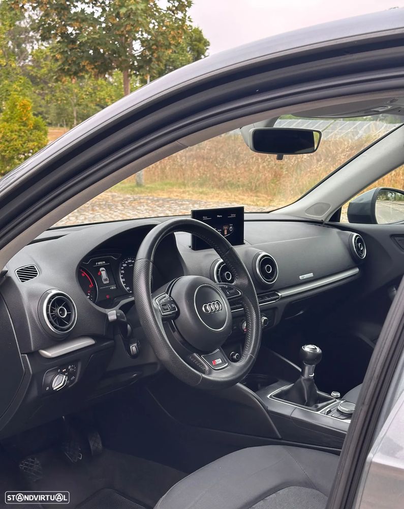 Audi A3 1.6 TDI Advance Ultra - 18