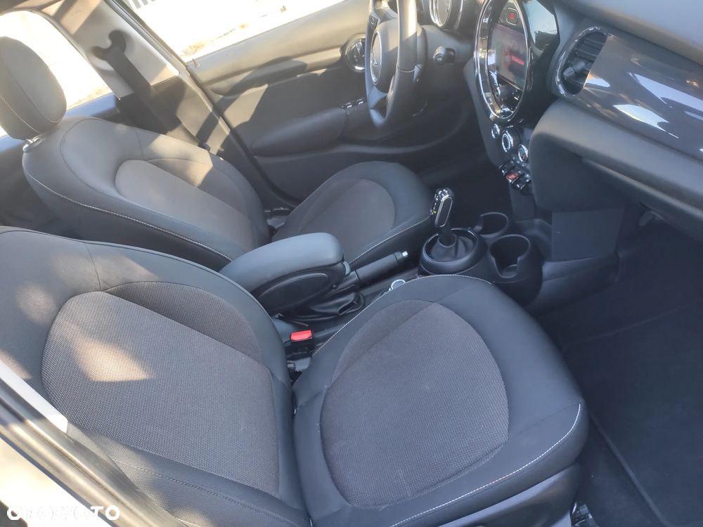 MINI ONE Standard - 28