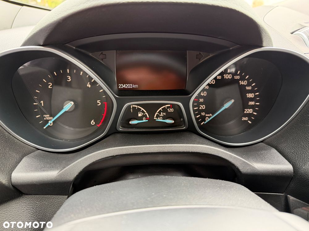 Ford Kuga 2.0 TDCi 4x4 ST-Line - 8