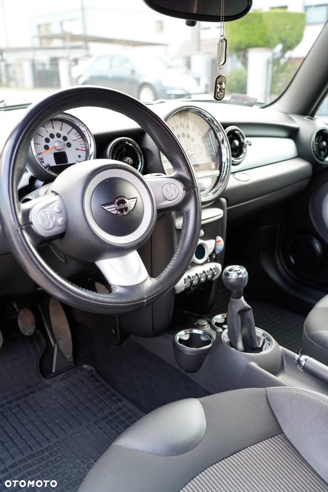 MINI Cooper - 4