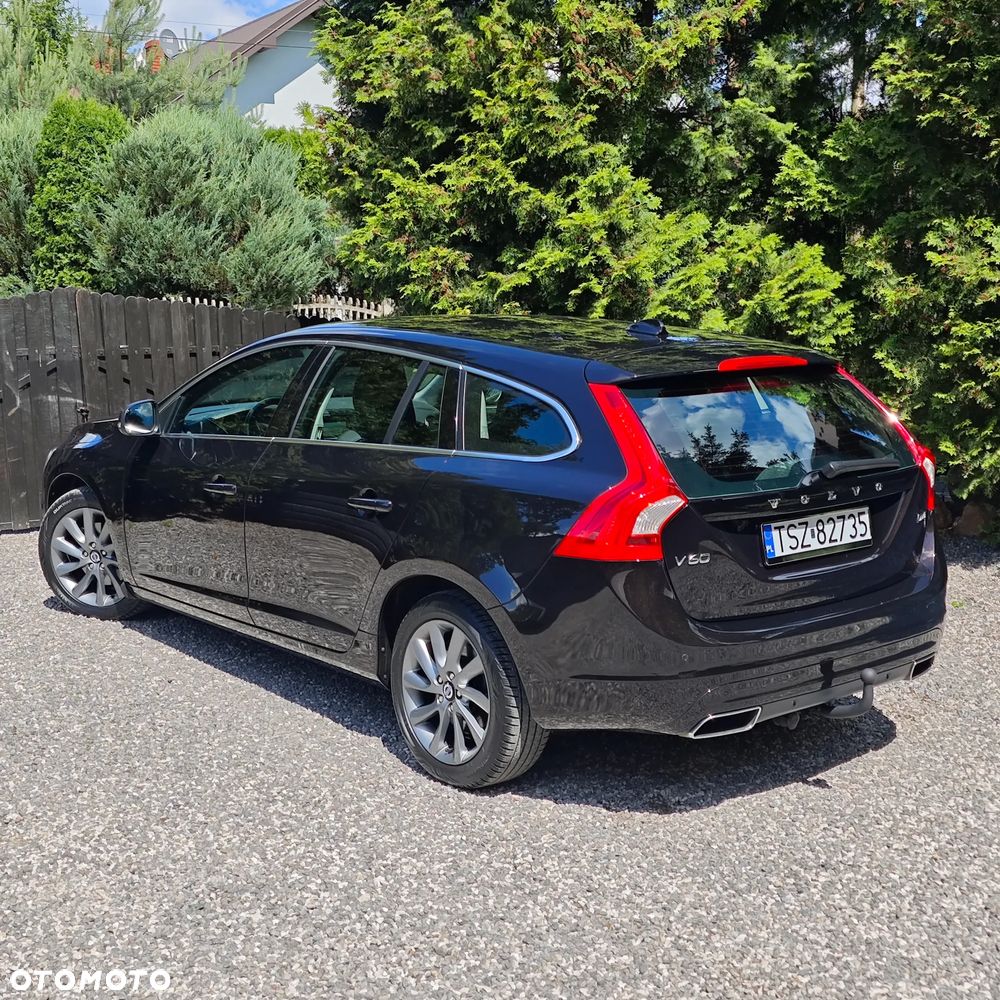 Volvo V60 D4 Momentum - 3