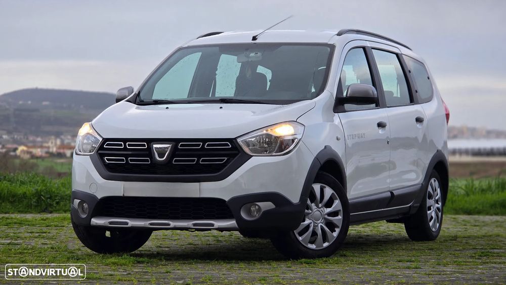 Dacia Lodgy 1.5 dCi Stepway 7L - 14