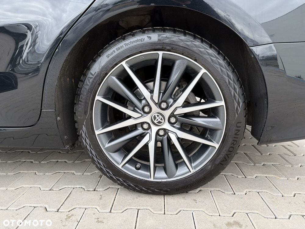 Toyota Camry 2.5 Hybrid Prestige CVT - 21