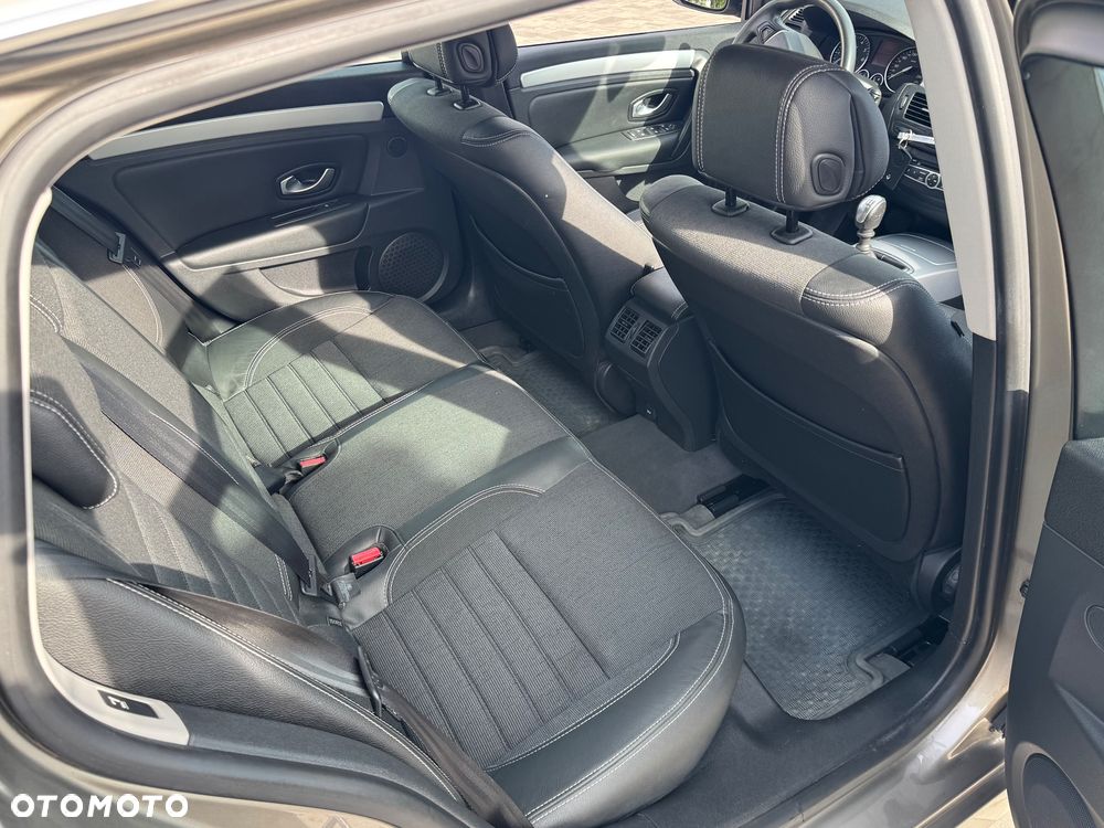 Renault Laguna - 11