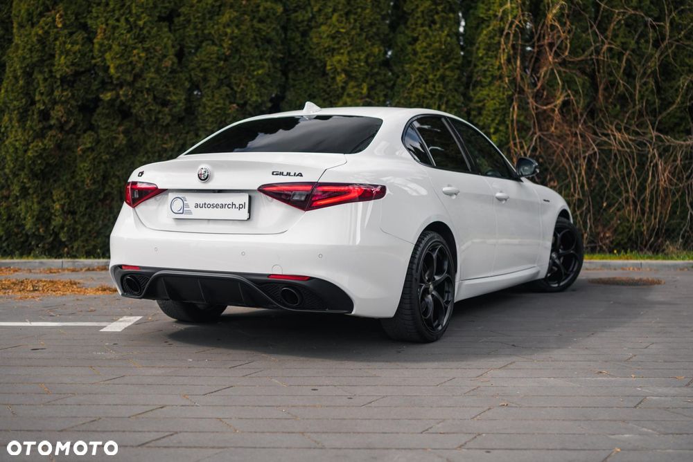 Alfa Romeo Giulia 2.0 Turbo Veloce Q4 - 4