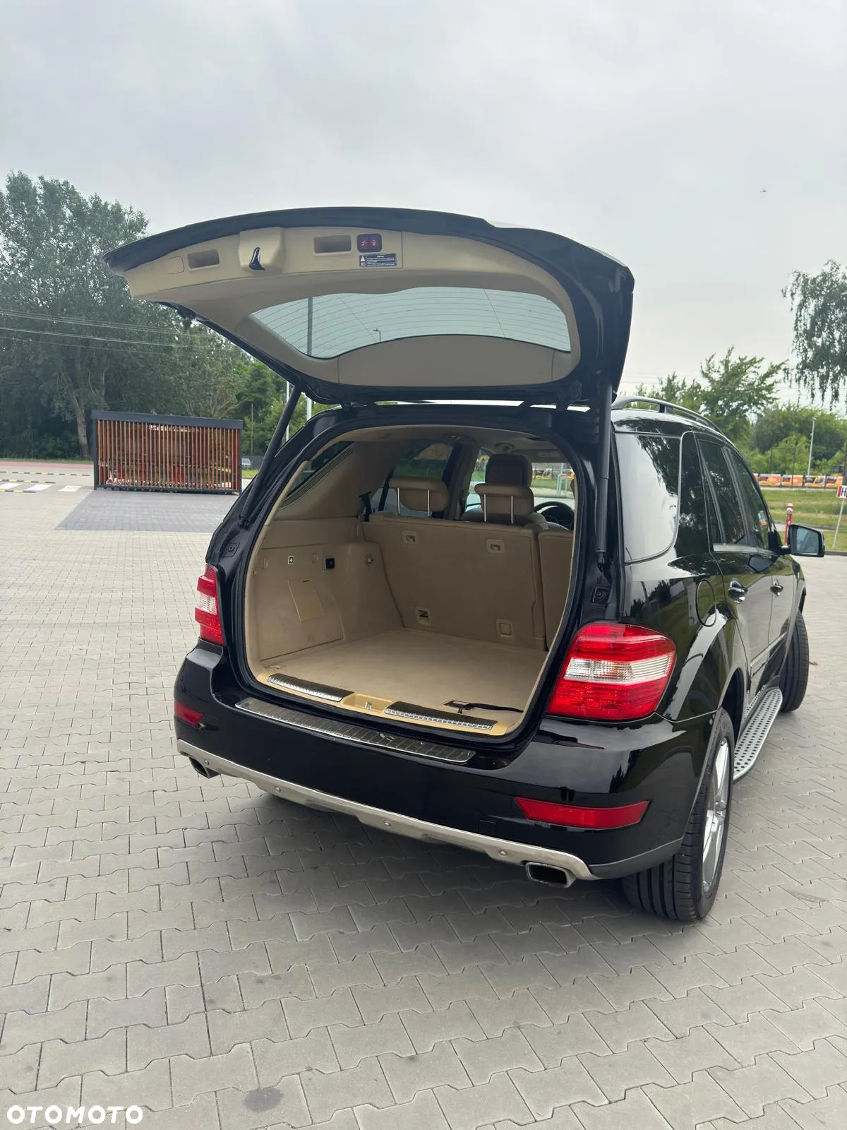 Mercedes-Benz ML 350 4MATIC 7G-TRONIC - 9